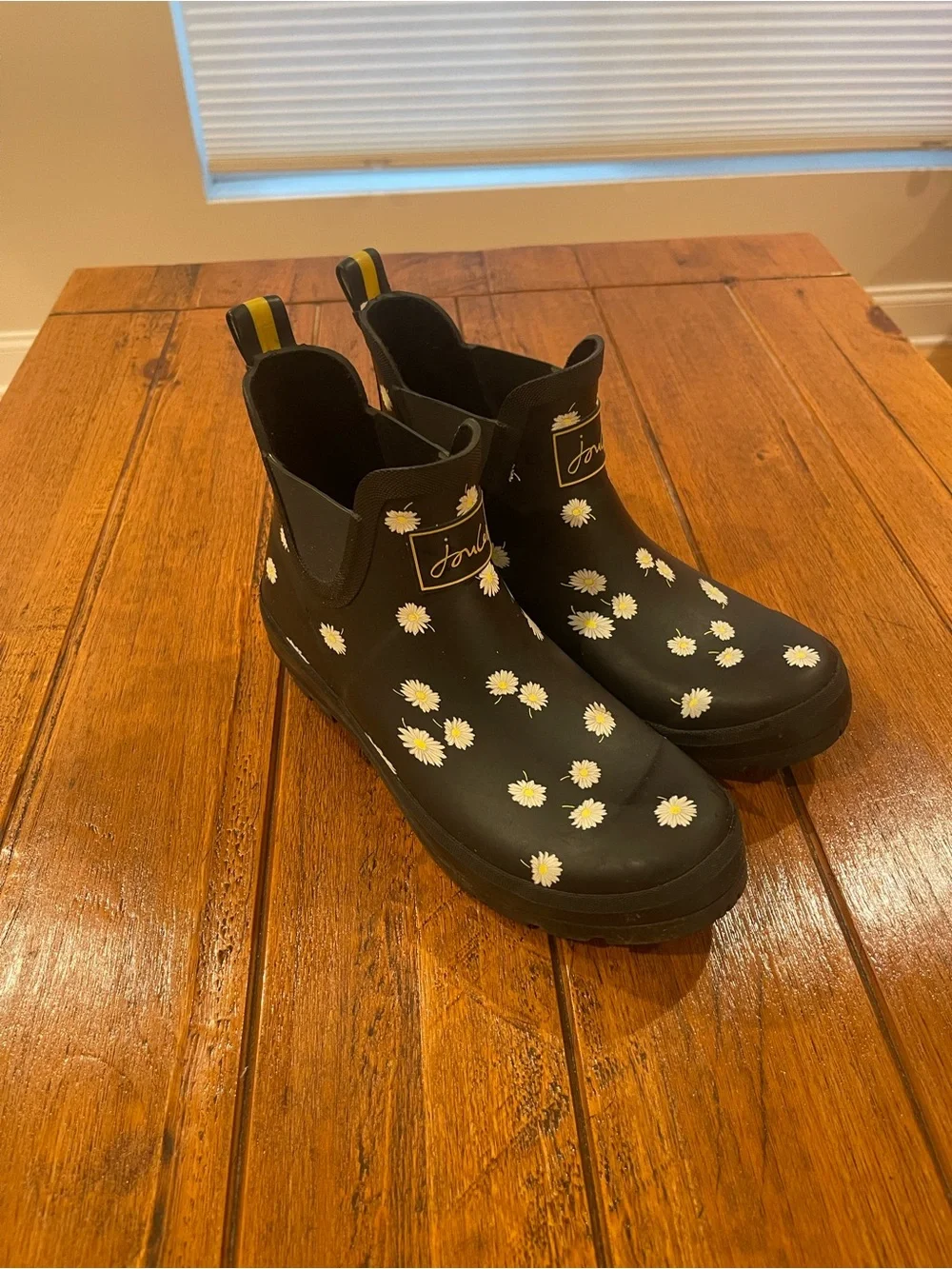 Joules Black Daisy Chelsea Rain Boots
